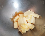 Foto del paso 1 de la receta: Galletitas con dulce de membrillo y limoncello