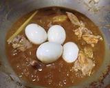 Foto langkah ke 3 dari resep Opor Ayam Telur Bumbu Kari.