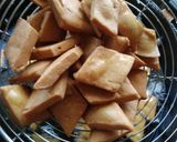 आटे के नमक पारे (Aate ke namakpare recipe in Hindi) रेसिपी चरण 4 फोटो
