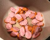 A picture of step 4 of German Sauerkraut Bratwurst Hash.