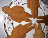 A picture of step 6 of Ginger bread man.