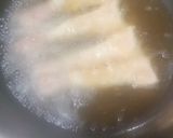 Foto langkah ke 5 dari resep Pangsit Bentuk Cumi-Cumi.