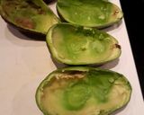 Une image de l'étape 1 de Avocats farcis au thon.