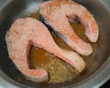 Foto del passaggio 1 della ricetta Salmone saltato veloce ☺️