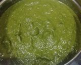 A picture of step 4 of Lahsuni Palak Paneer.