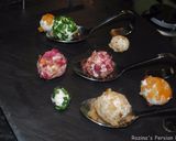 A picture of step 7 of Cheese balls.