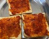 સેઝવાન બ્રેડ પીઝઝા (Schezwan Bread Pizza Recipe In Gujarati) રેસીપી સ્ટેપ1ફોટો