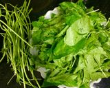 Hình bước làm 4 của món Canh cua rau đay mướp mồng tơi và cà pháo muối xổi mắm tôm