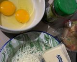 Foto langkah ke 1 dari resep Scrambled Eggs Cheese.