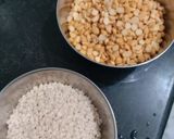 A picture of step 1 of Fry dal.