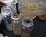 Foto langkah ke 2 dari resep Homemade Probiotic Fermentated Water.