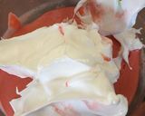 Foto langkah ke 3 dari resep Strawberry Chiffon Cake.