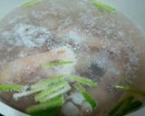 Hình bước làm 1 của món Bánh canh hẹ nấu cá
