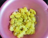 Foto langkah ke 4 dari resep Kroket isi Rougut Telur Puyuh.