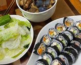 Hình bước làm 2 của món Kimbap chay
