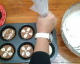 Foto langkah ke 5 dari resep Bolu Kukus Batik.