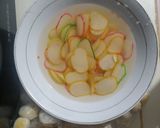 Foto langkah ke 1 dari resep Seblak Kuah Daun Jeruk.