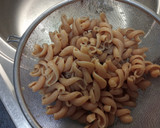 Foto del paso 1 de la receta: Ensalada de pasta y salmón