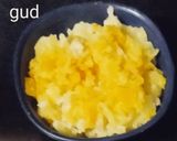 A picture of step 1 of Kaju Chikki.
