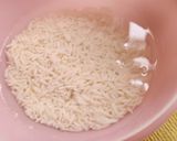 A picture of step 1 of Rice and Coconut Cream Horchata.
