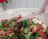 Foto langkah ke 4 dari resep Tumis Tauco Udang.