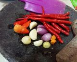 Foto langkah ke 4 dari resep Ayam Penyet Kuah.