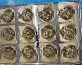 Foto langkah ke 5 dari resep Tuna Mushroom Muffin Puff.