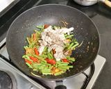 รูปขั้นตอนการทำที่ 3 ของ หมูชาบูผัดเผ็ด