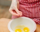 A picture of step 2 of Simple Cheese Omelette.