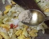 Foto langkah ke 2 dari resep Tumis Kol Timun Telur.