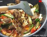 Foto langkah ke 5 dari resep Tongseng iga sapi.