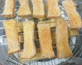 A picture of step 4 of Extra Crispy Sugar Buttered Toast.