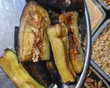 A picture of step 2 of Egg plant curry.