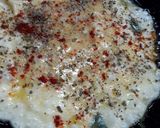 A picture of step 5 of Spinach cheese omellete.