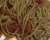 Foto del paso 4 de la receta: Pasta de espinacas con salsa fileto