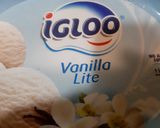 A picture of step 1 of Chocolate Milkshake with Vanilla Ice-cream.