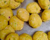 કોબી ડુંગળી ના થેપલા (Kobi Dungli Thepla Recipe In Gujarati) રેસીપી સ્ટેપ3ફોટો