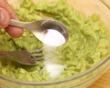 Pas rețetă Guacamole (cremă de avocado) 3 fotografie