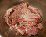 Foto del paso 5 de la receta: Como secar carne de cordero, para hacer estofados de carne deshidratada