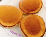 Hình bước làm 5 của món Bánh pancake hay còn gọi là bánh rán đôrêmon