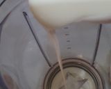A picture of step 2 of Chocolate shake (lassi).