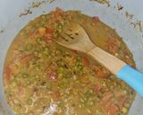 A picture of step 5 of Indian Mutter Paneer Masala.
