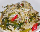 Foto langkah ke 5 dari resep Tumis Kangkung Toge Saus tiram.