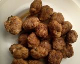 Foto del passaggio 5 della ricetta Conchiglie di lattuga con le polpette all'agradolce e cipolla