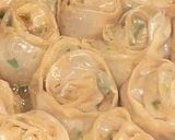 A picture of step 7 of Paneer Stuffed Rose Momo.