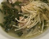 Foto langkah ke 3 dari resep Sop ayam tomyam bening.