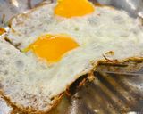 Hình bước làm 4 của món 🍳Cách chiên trứng bằng chảo inox không bị dính - cho người mới bắt đầu