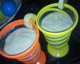 A picture of step 3 of Banana milk shake.