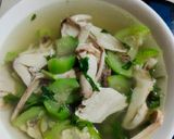 Hình bước làm 8 của món Nấm mối nấu thịt gà