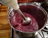 Áfonya krémleves recept fázis 5 fotója
